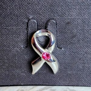 Cookie Lee breast cancer awareness pin NWT